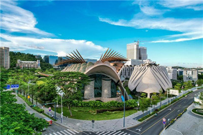 享受独特的奢华体验，尽在深圳金碧酒店